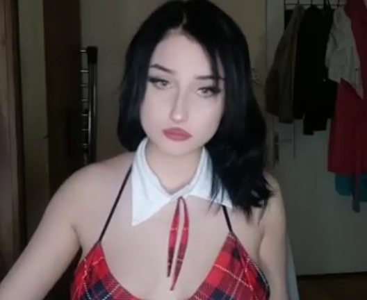 Fenomen Seksi Asteria Sov Yapiyor 629274dd11eba