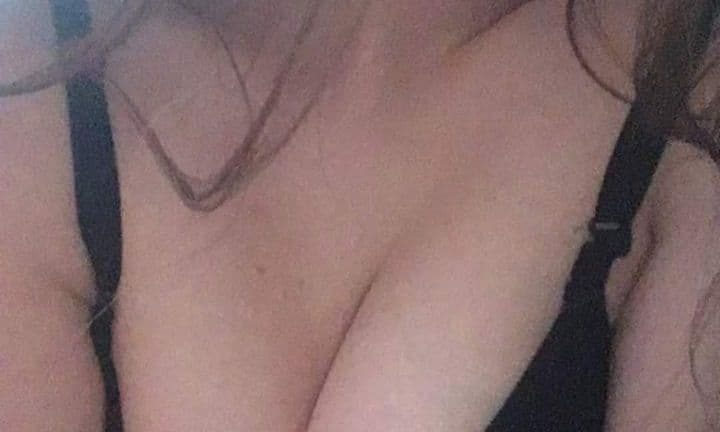 Azgin Ama Utangac 18lik Ecrin 675eb9fe0bb1f