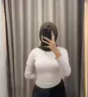 Deneme Kabininde Sevgilisine Video Ceken Turbanli 627baf3713731