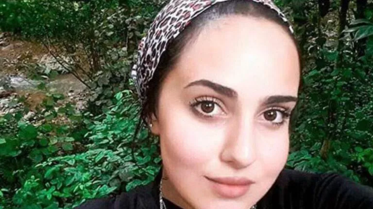 Zenciyle Sikisen Turbanli Burcu 627cb5fa54dab