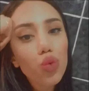 Azgin Nur 62a1e2e0801aa