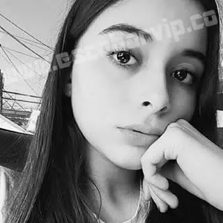 Denizlide Yasayan Gizem 62c47c4f26d48