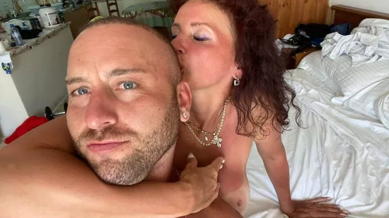 Survivor Sins Tanerin Yasli Milf Sevgilisi Sakso Video 678dfab496c59